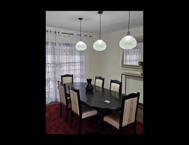 4 BEDROOM PROPERTY TO RENT IN FOURWAYS